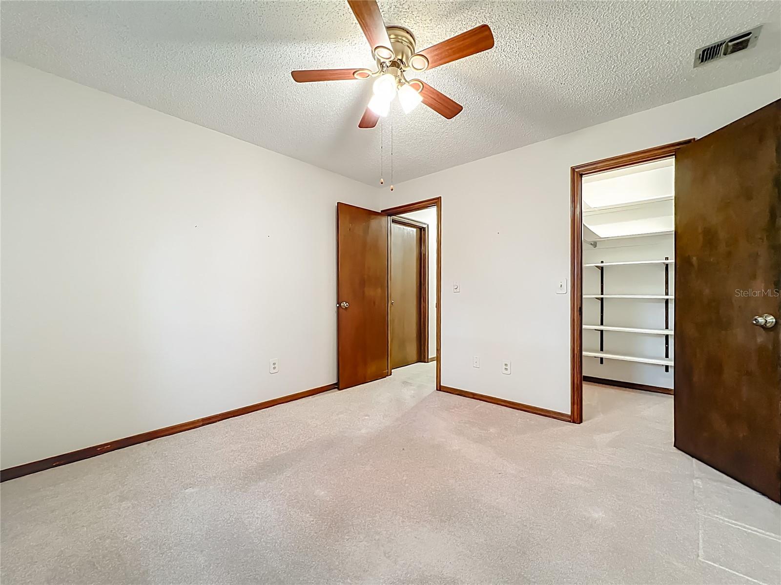 Image 21 of 26 For 225 Slade Drive