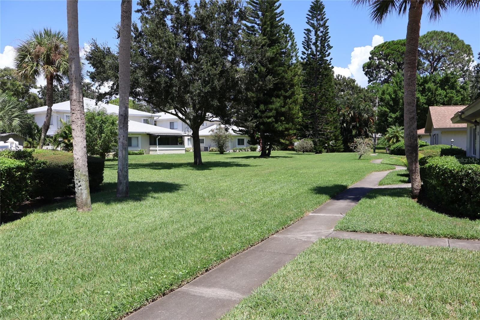 Image 9 of 10 For 1829 Bough Avenue 3