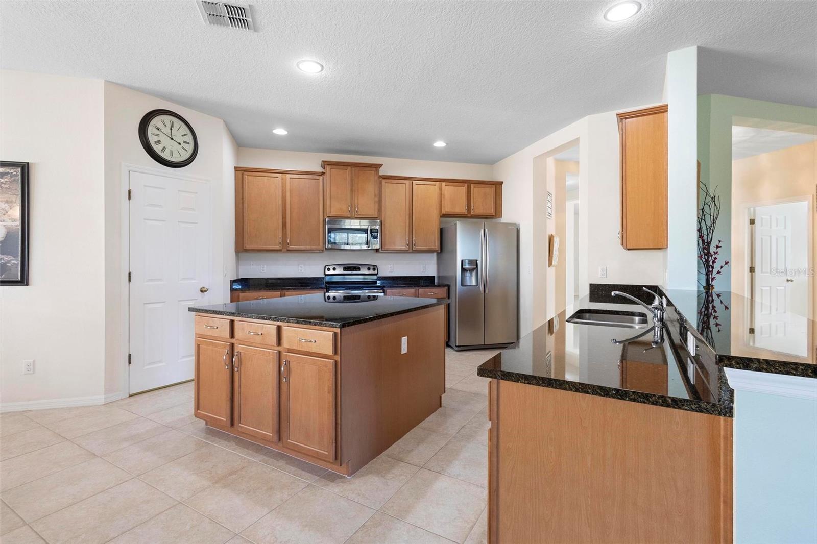 Image 12 of 45 For 2156 Bay Clover Drive