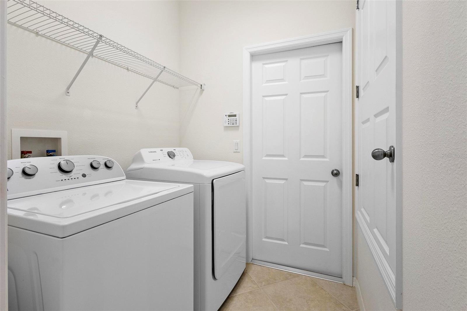 Image 16 of 45 For 2156 Bay Clover Drive