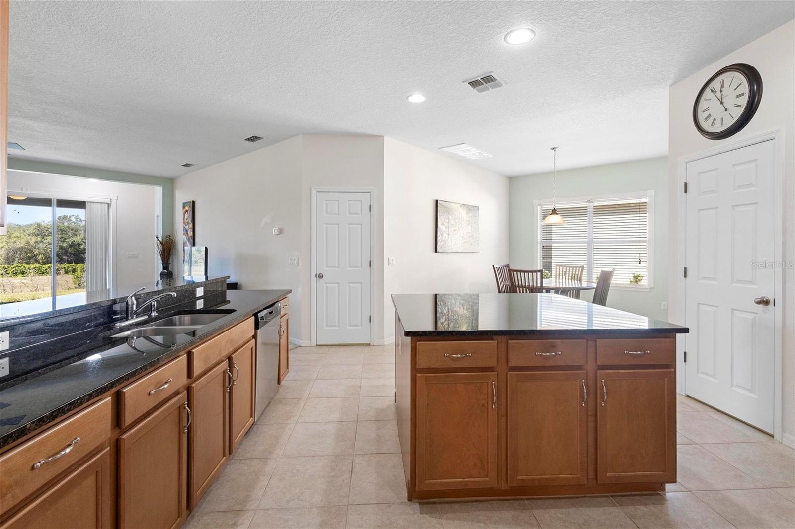 Image 18 of 45 For 2156 Bay Clover Drive