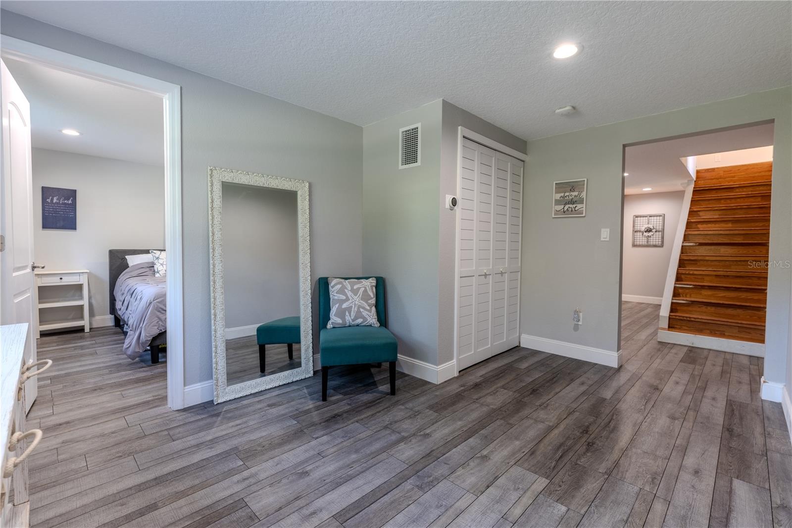 Image 11 of 23 For 7 Valencia Street