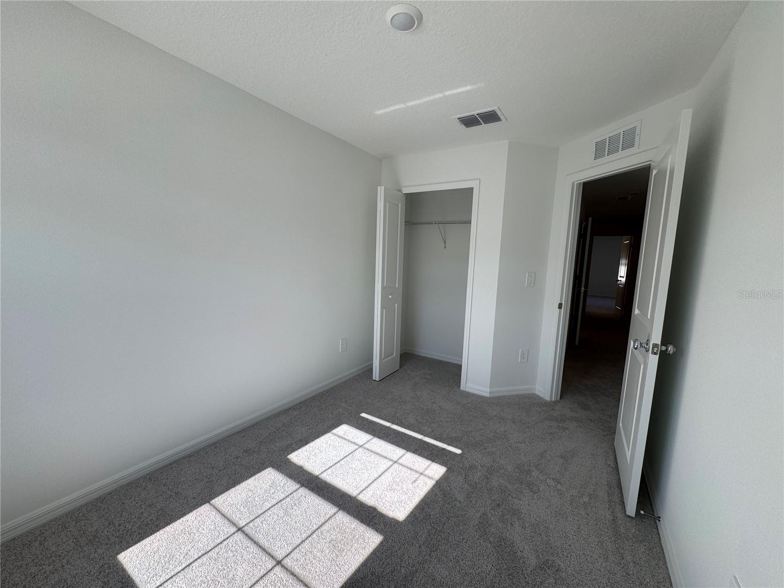 Image 18 of 31 For 10149 Trumpet Honeysuckle Way