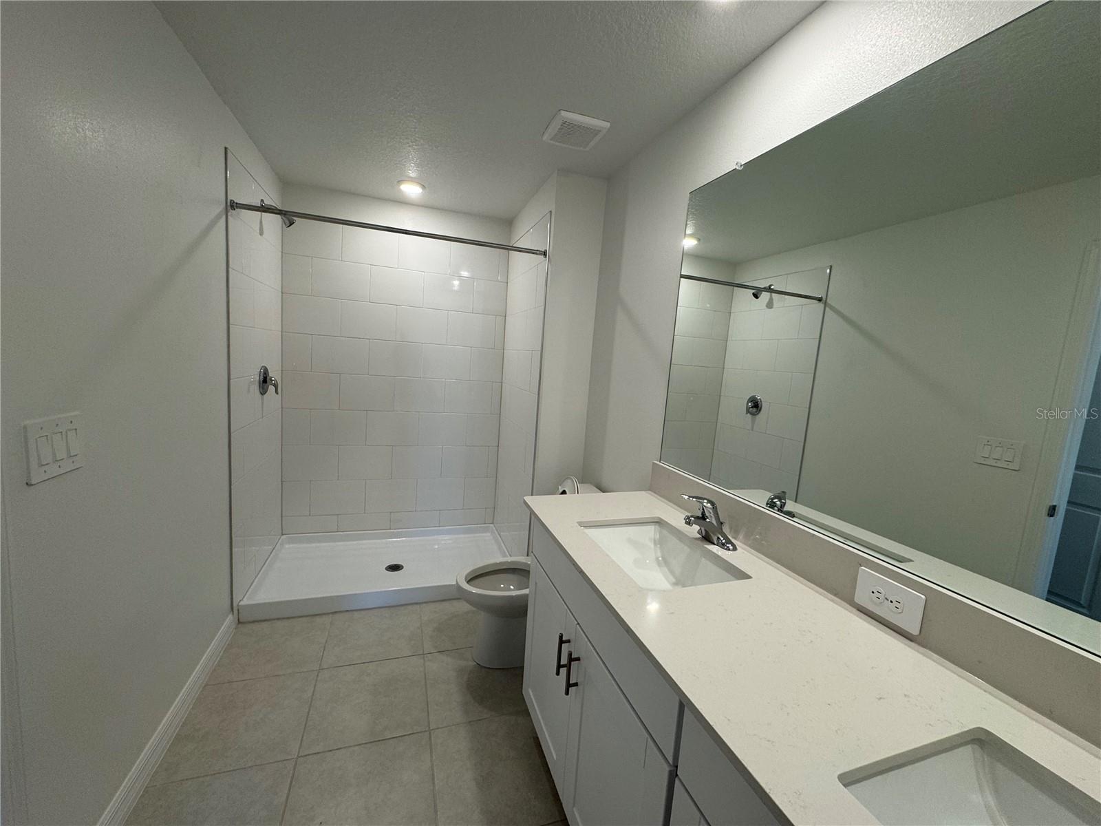 Image 23 of 31 For 10149 Trumpet Honeysuckle Way