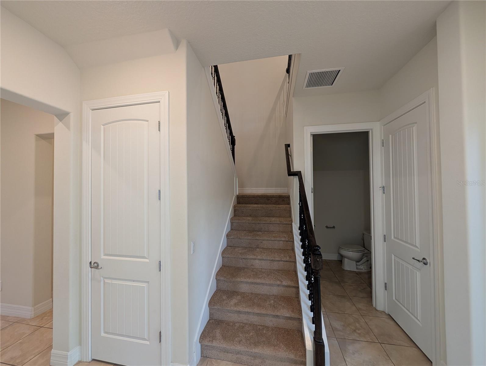 Image 11 of 31 For 1381 Patterson Terrace