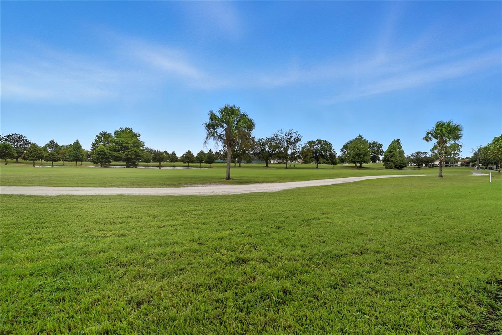 Image 29 of 36 For 3221 Westridge Boulevard 103