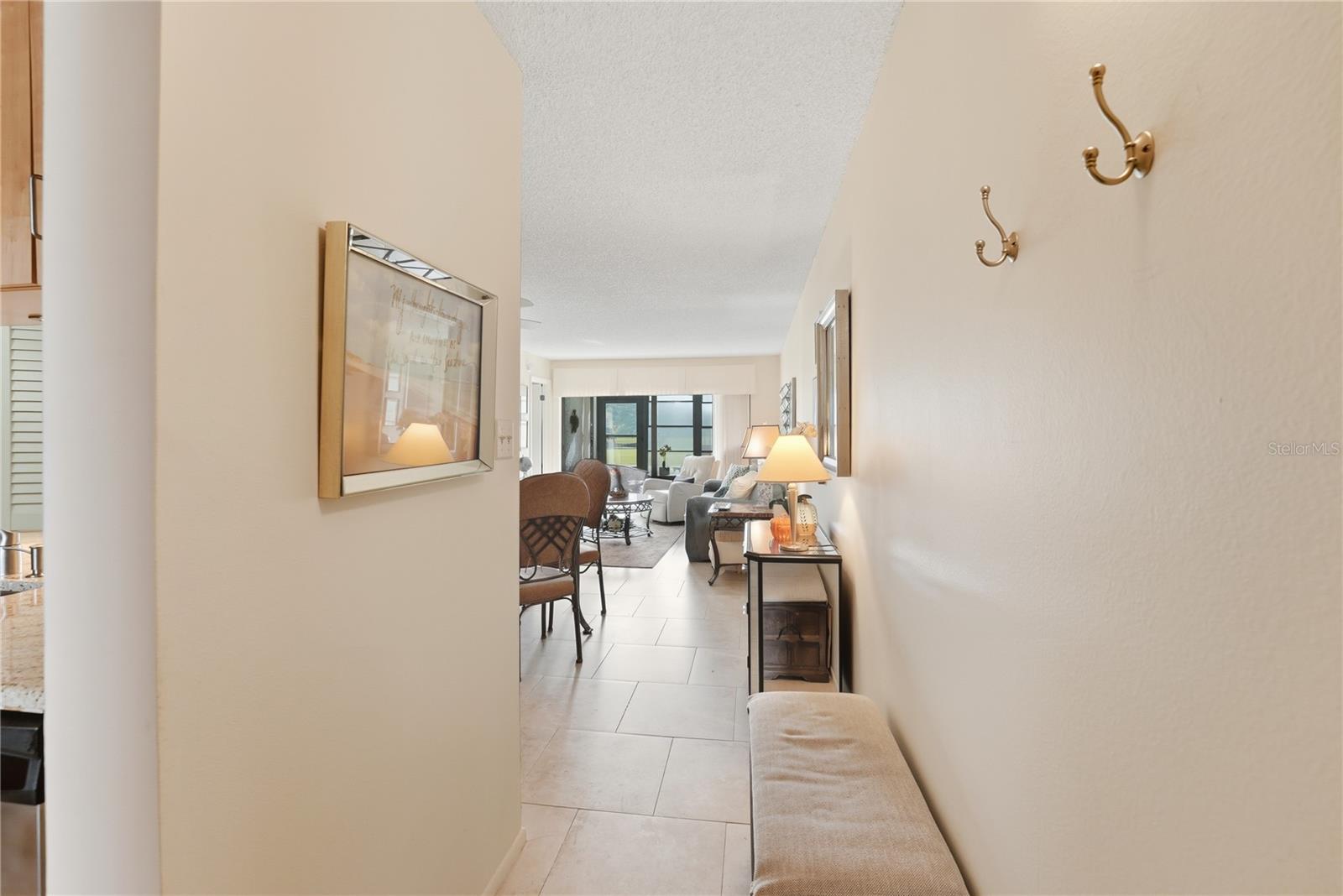 Image 3 of 36 For 3221 Westridge Boulevard 103