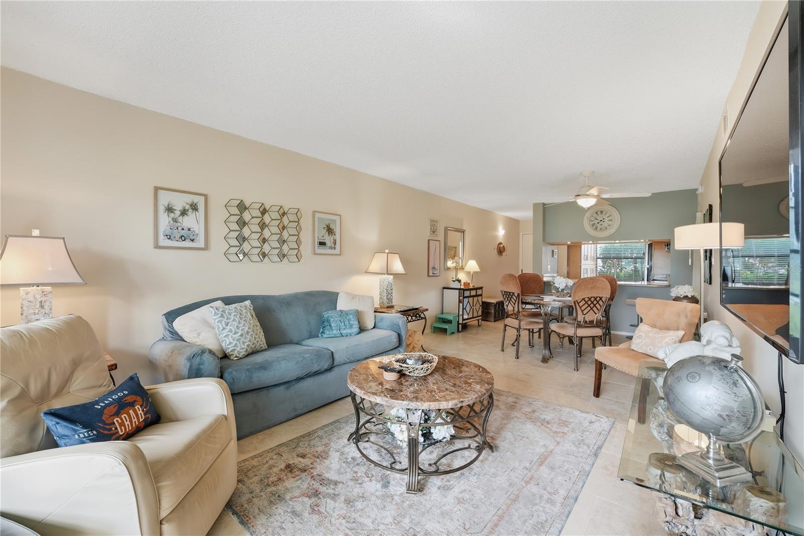 Image 9 of 36 For 3221 Westridge Boulevard 103