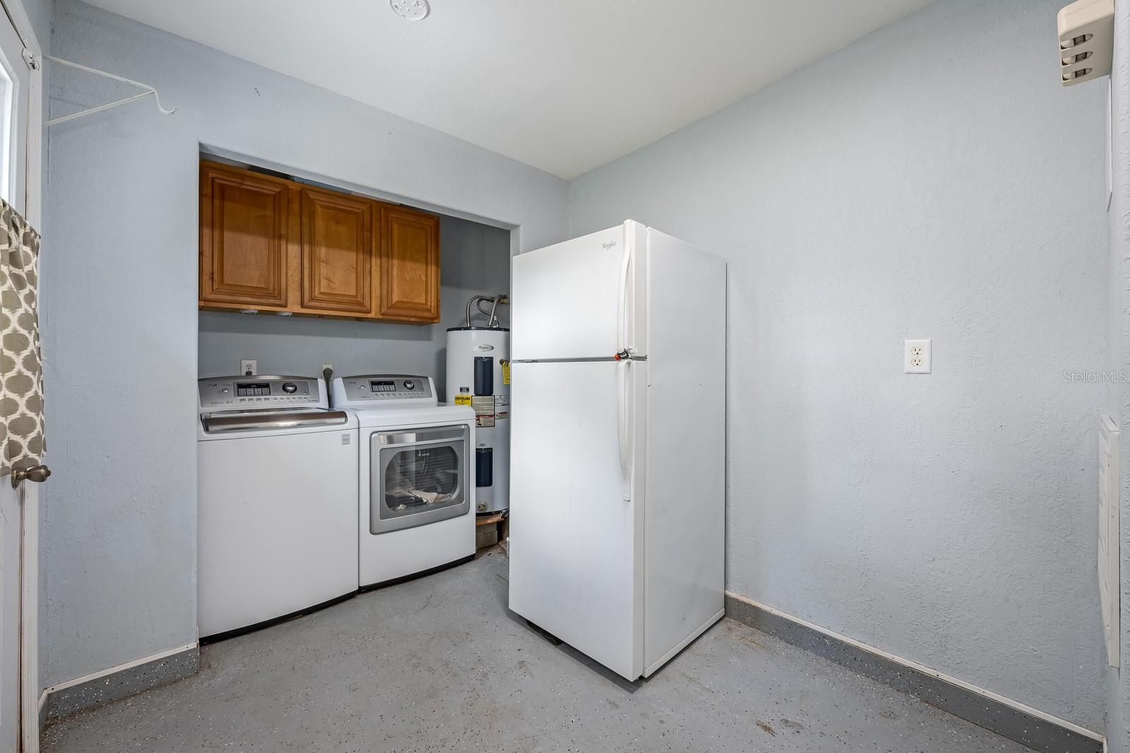 Image 19 of 34 For 272 Deleon Road