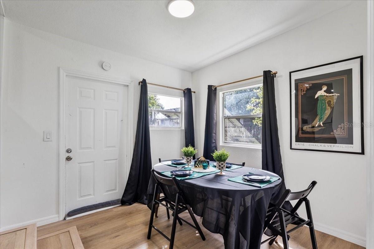 Image 17 of 40 For 1614 Verona Street