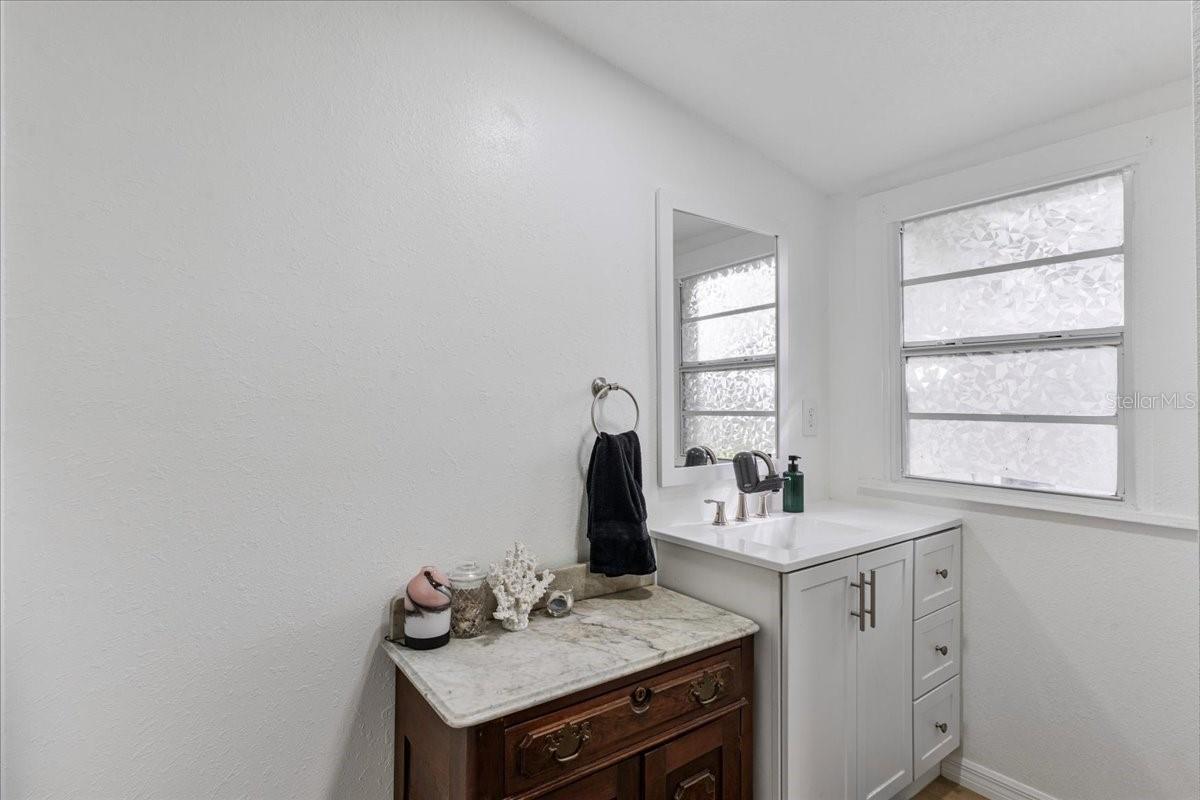 Image 19 of 40 For 1614 Verona Street