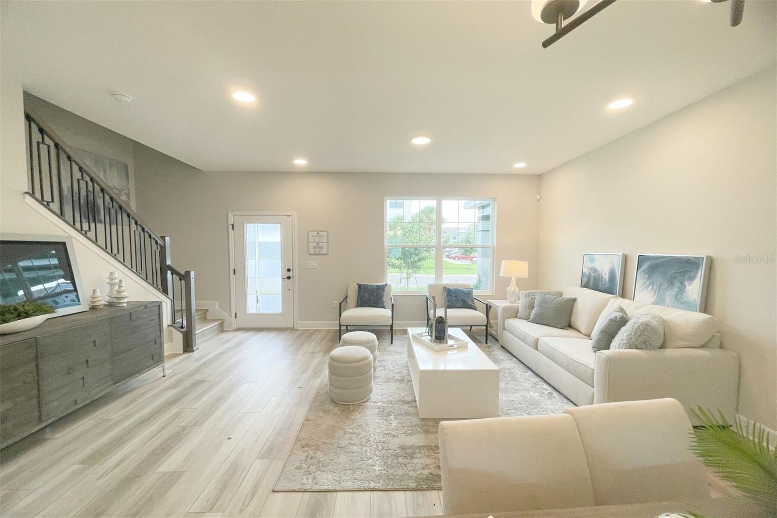 Image 5 of 29 For 15376 Burgtheater Drive