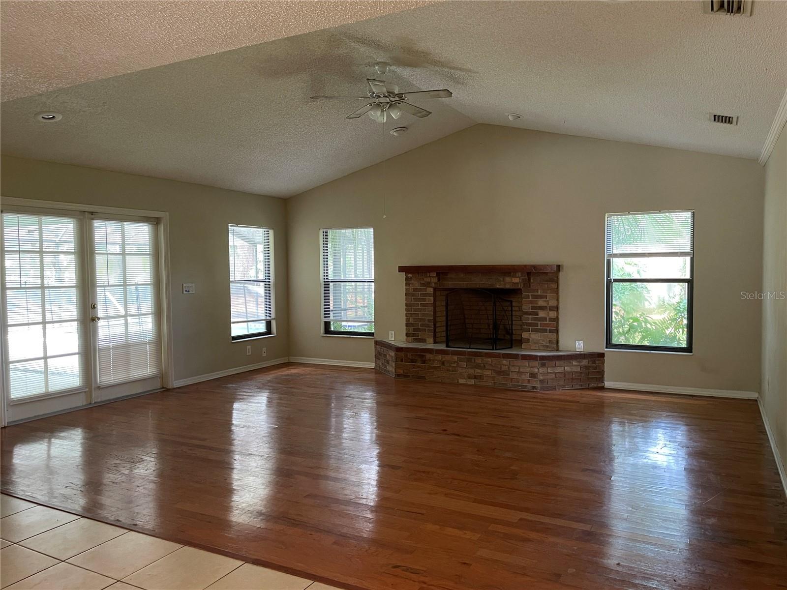 Image 9 of 10 For 14817 Farnham Way