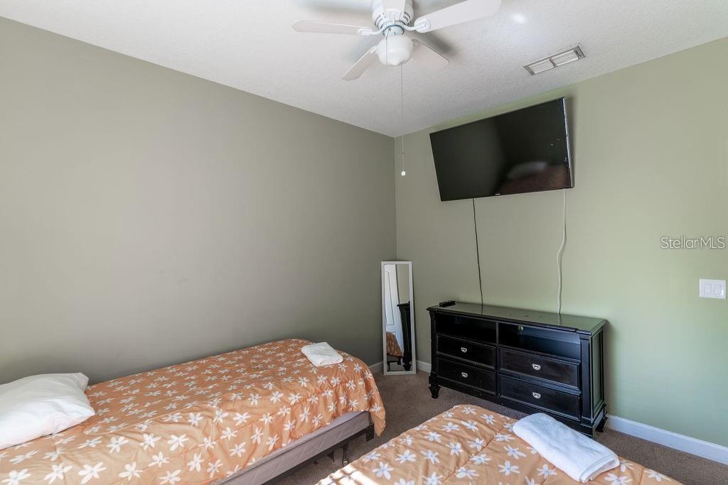Image 26 of 33 For 8918 Majesty Palm Road