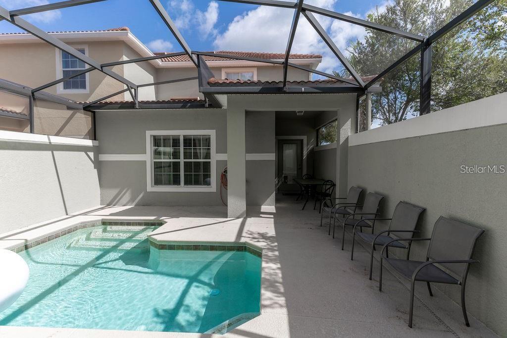 Image 30 of 33 For 8918 Majesty Palm Road