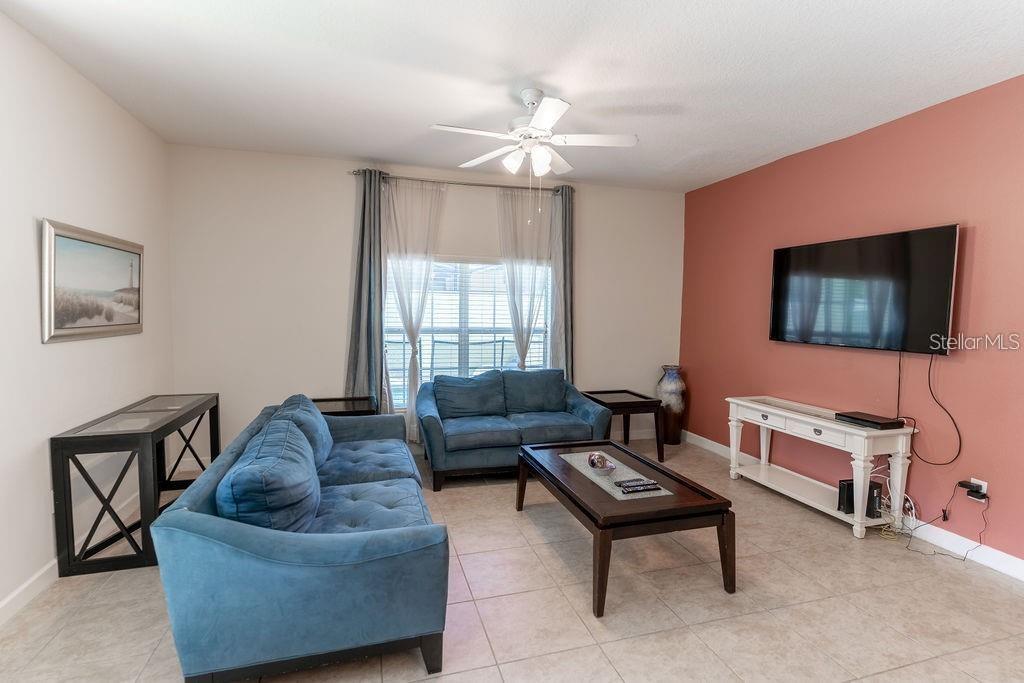 Image 6 of 33 For 8918 Majesty Palm Road