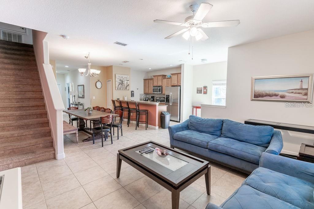 Image 7 of 33 For 8918 Majesty Palm Road