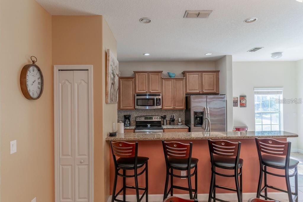 Image 9 of 33 For 8918 Majesty Palm Road