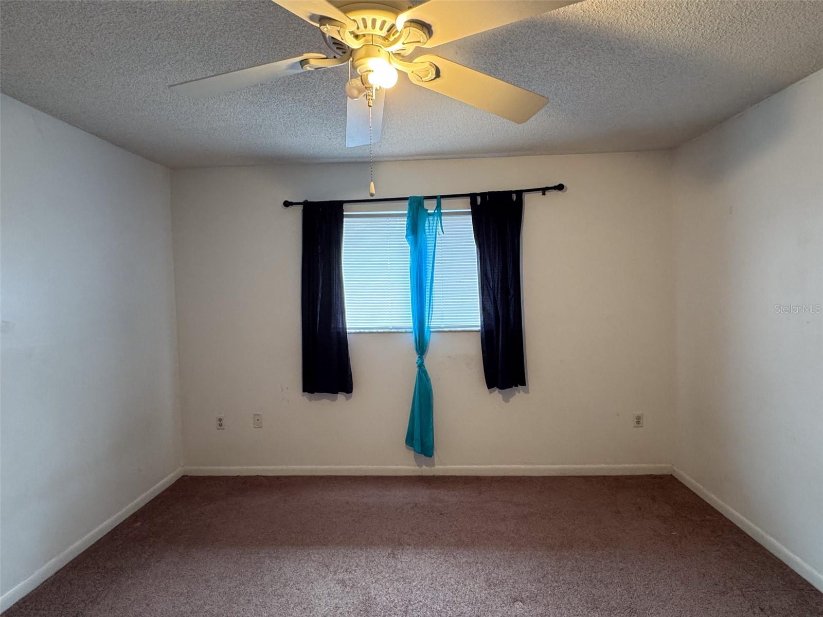 Image 5 of 11 For 4284 Pinebark Avenue 4