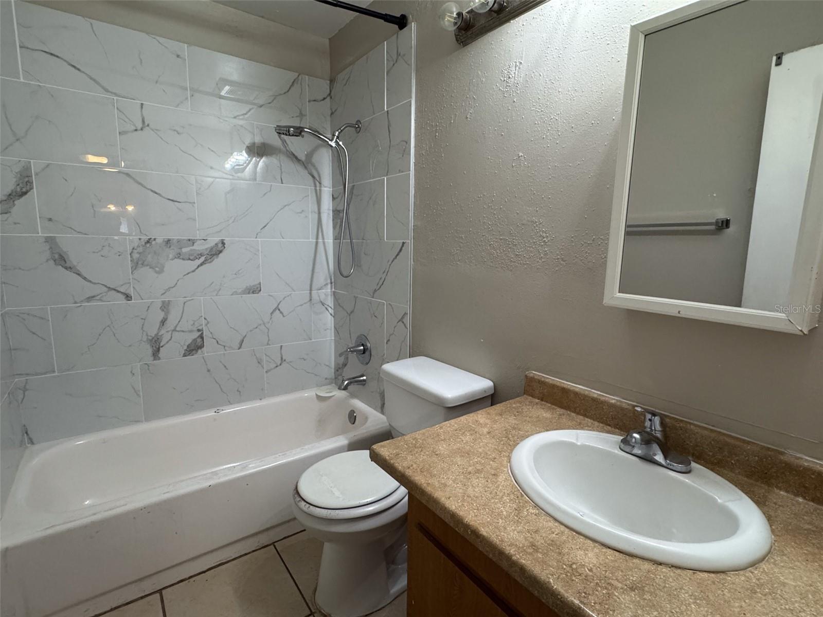 Image 6 of 11 For 4284 Pinebark Avenue 4