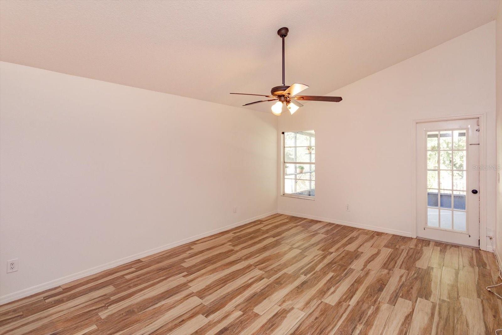 Image 7 of 22 For 1572 Crosswind Circle