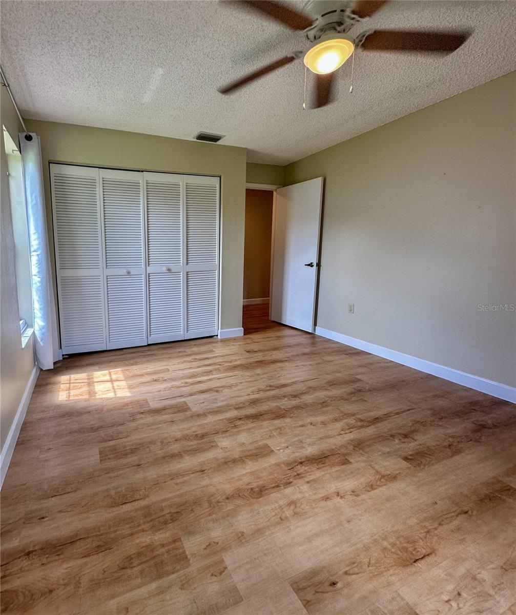 Image 13 of 20 For 6810 Royal Cres Street