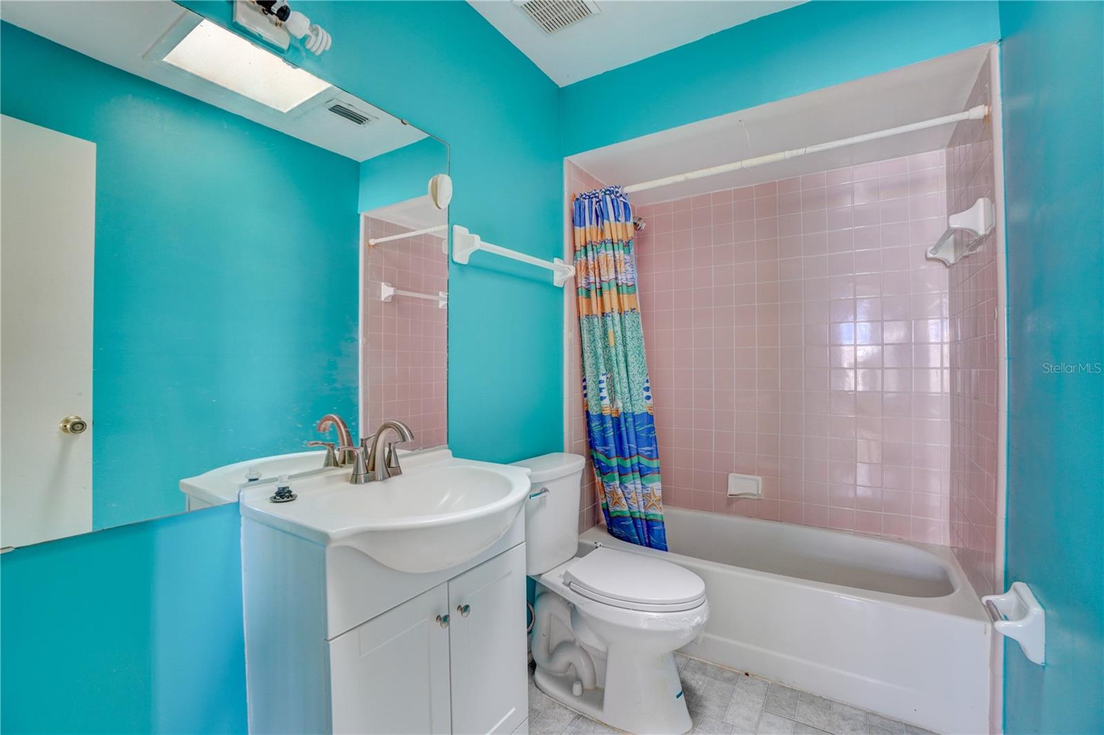 Image 10 of 21 For 5445 Gambier Court