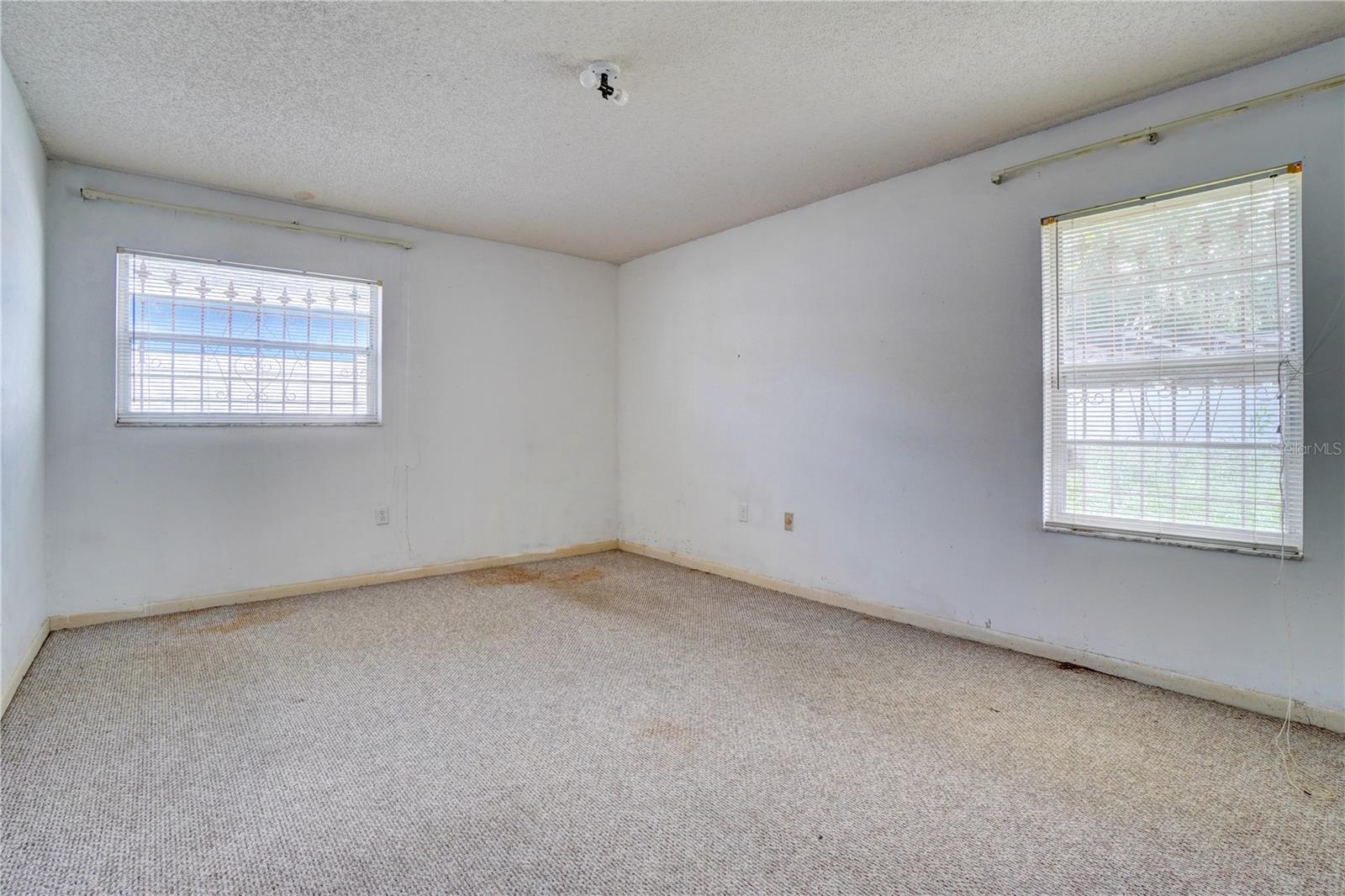 Image 15 of 21 For 5445 Gambier Court