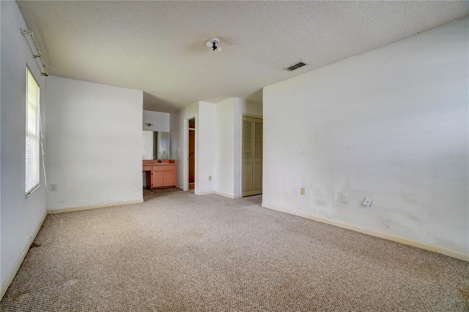 Image 16 of 21 For 5445 Gambier Court