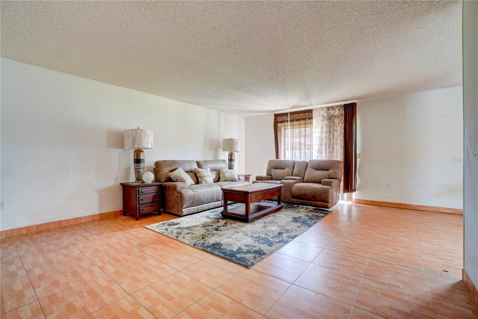 Image 17 of 21 For 5445 Gambier Court