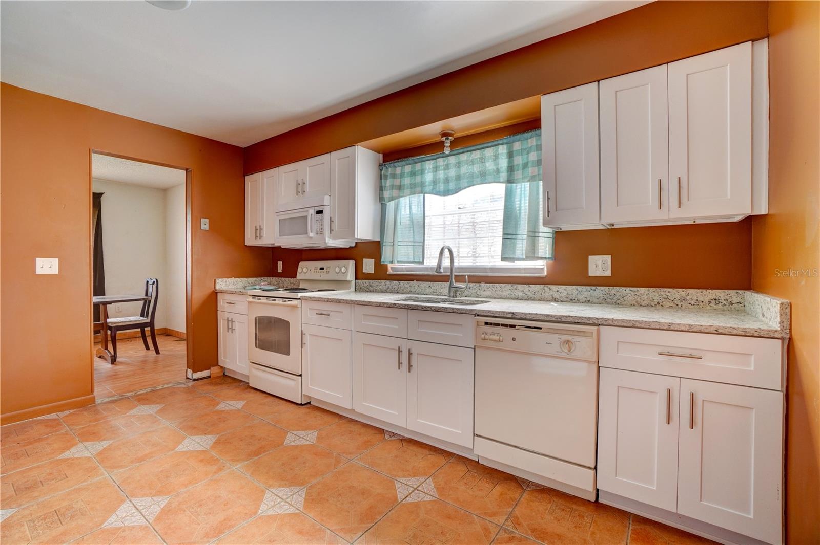 Image 2 of 21 For 5445 Gambier Court