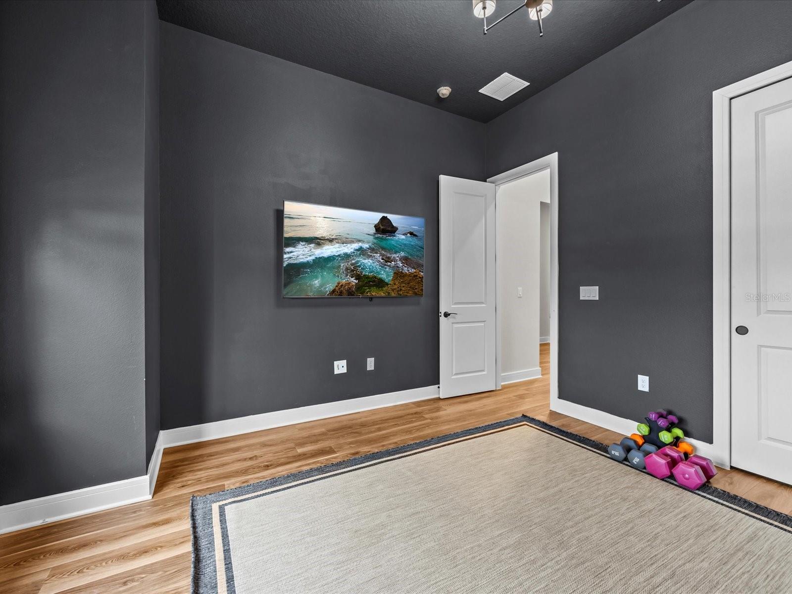Image 14 of 31 For 15326 Willow Ridge Drive
