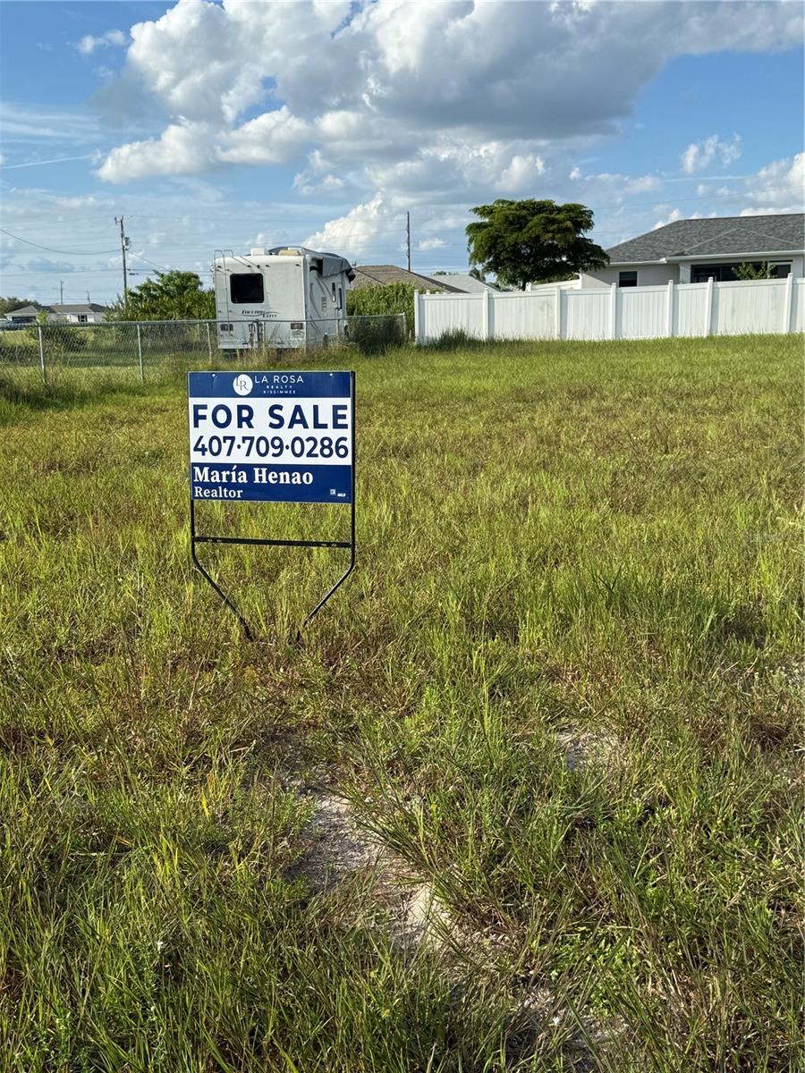 Image 3 of 4 For 2005 22nd Terrace