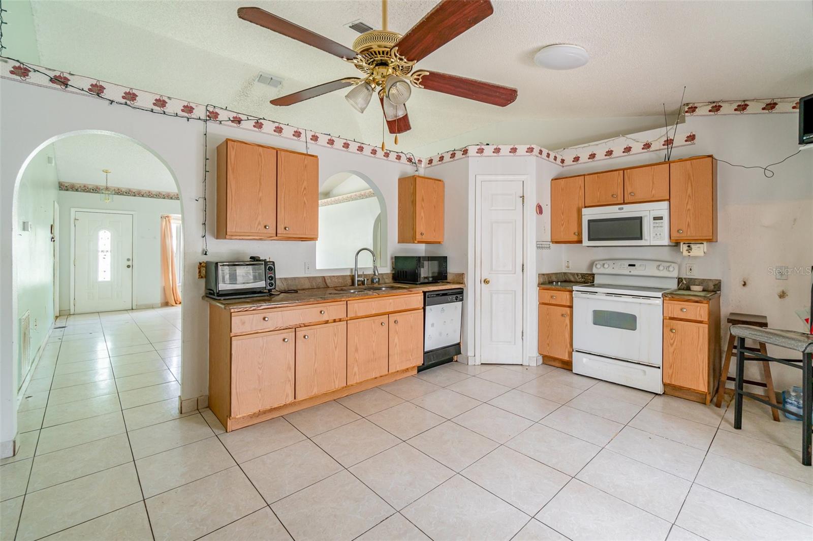 Image 10 of 32 For 327 Ridge Court