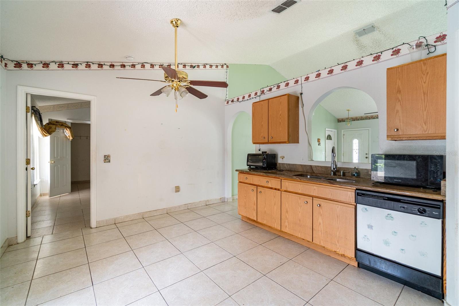 Image 12 of 32 For 327 Ridge Court