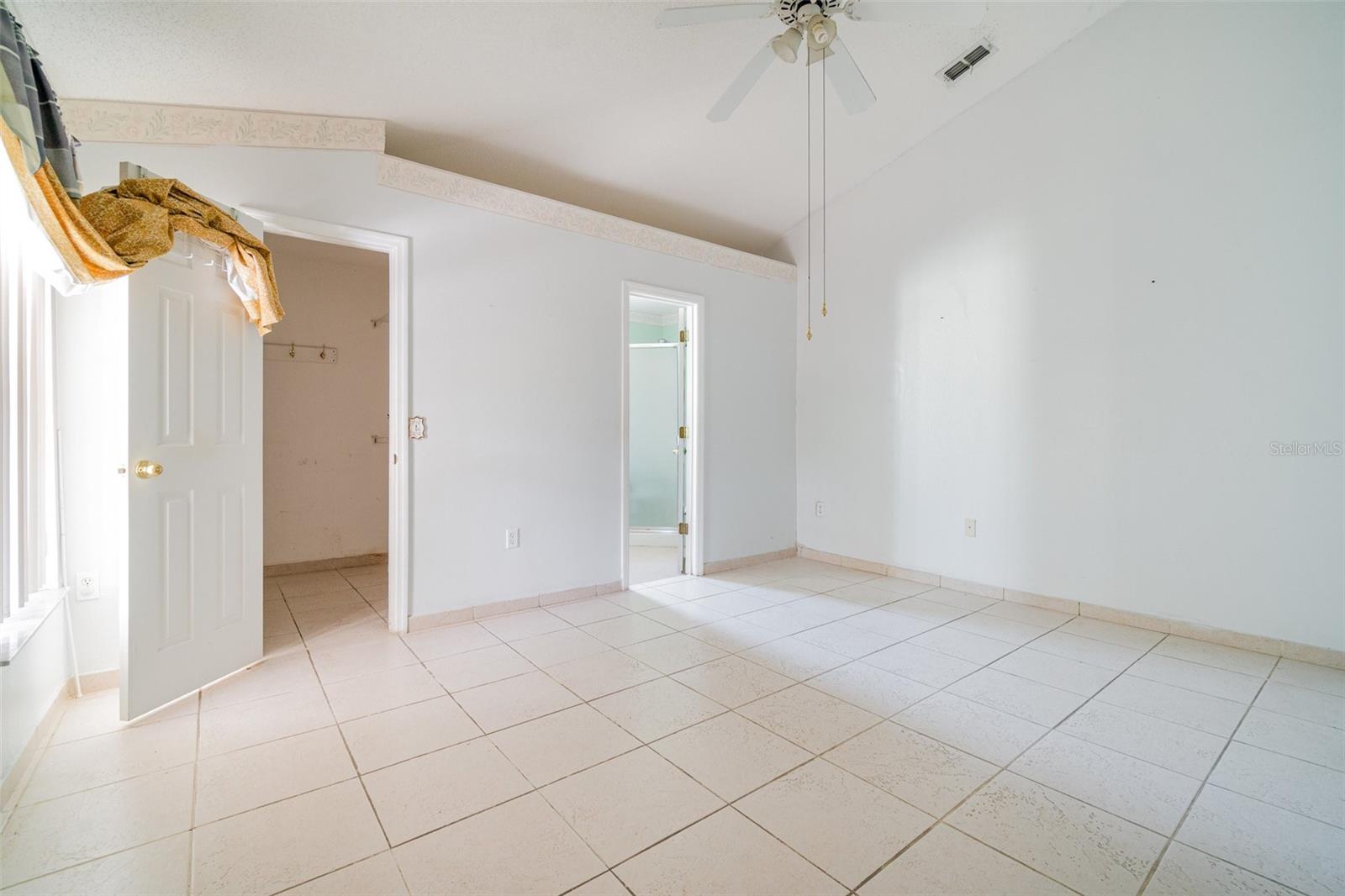 Image 15 of 32 For 327 Ridge Court