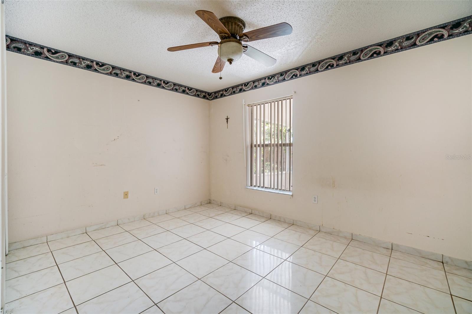 Image 20 of 32 For 327 Ridge Court