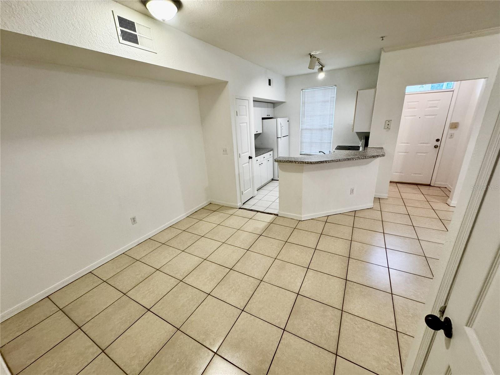 Image 7 of 18 For 6352 Raleigh Street 1401
