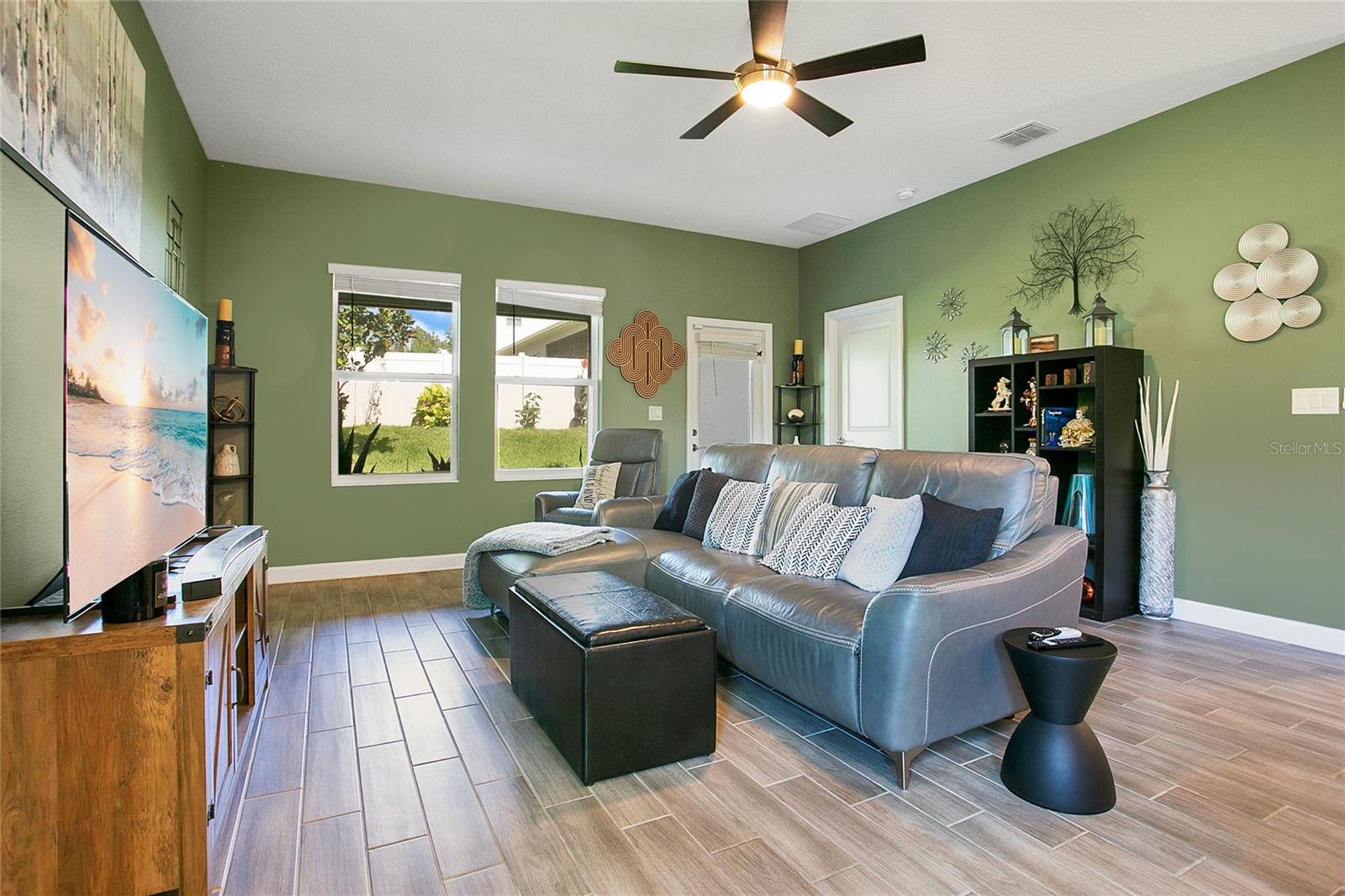 Image 5 of 35 For 2886 Dawn Redwood Place