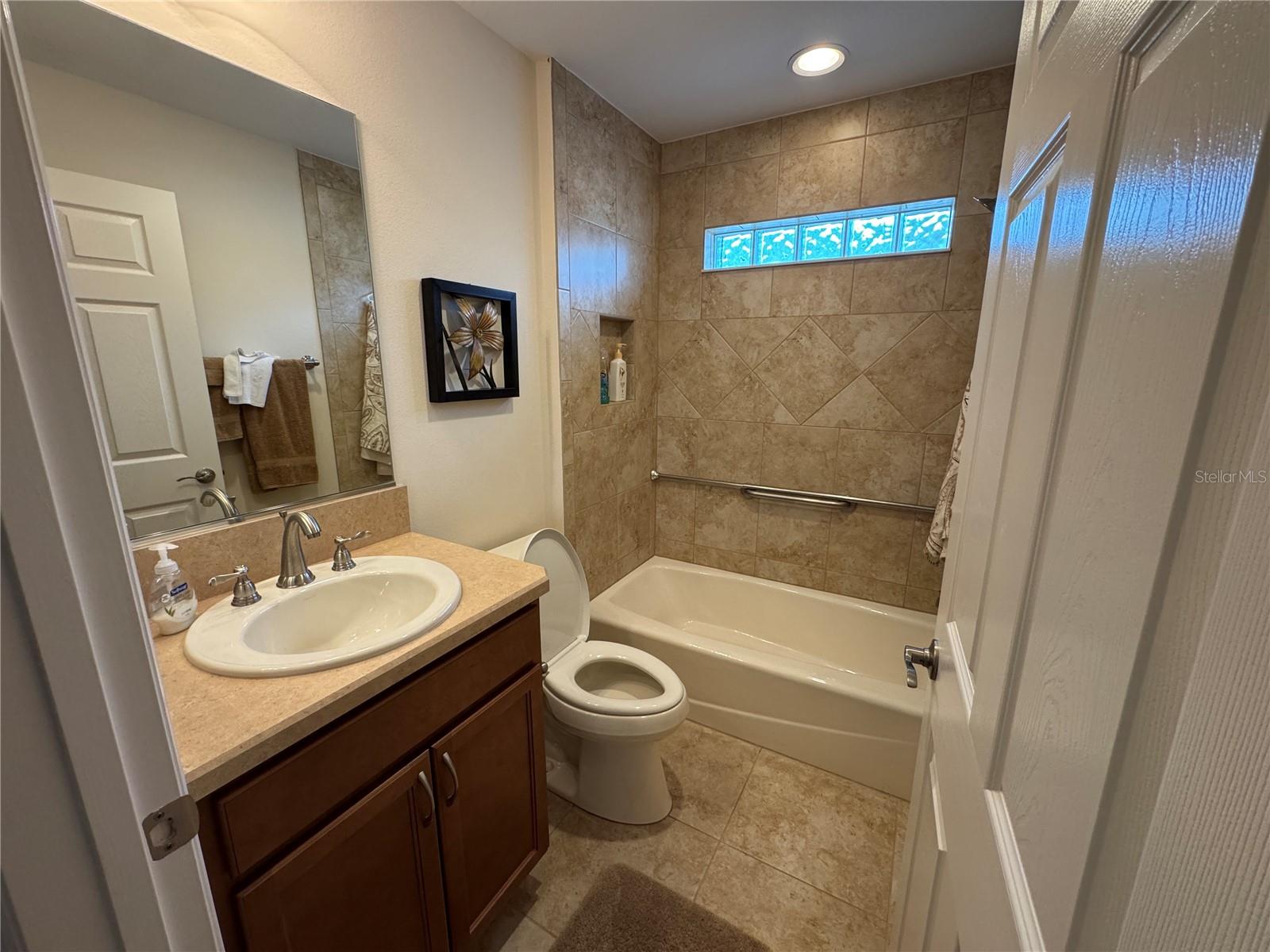 Image 6 of 15 For 939 Koller Court