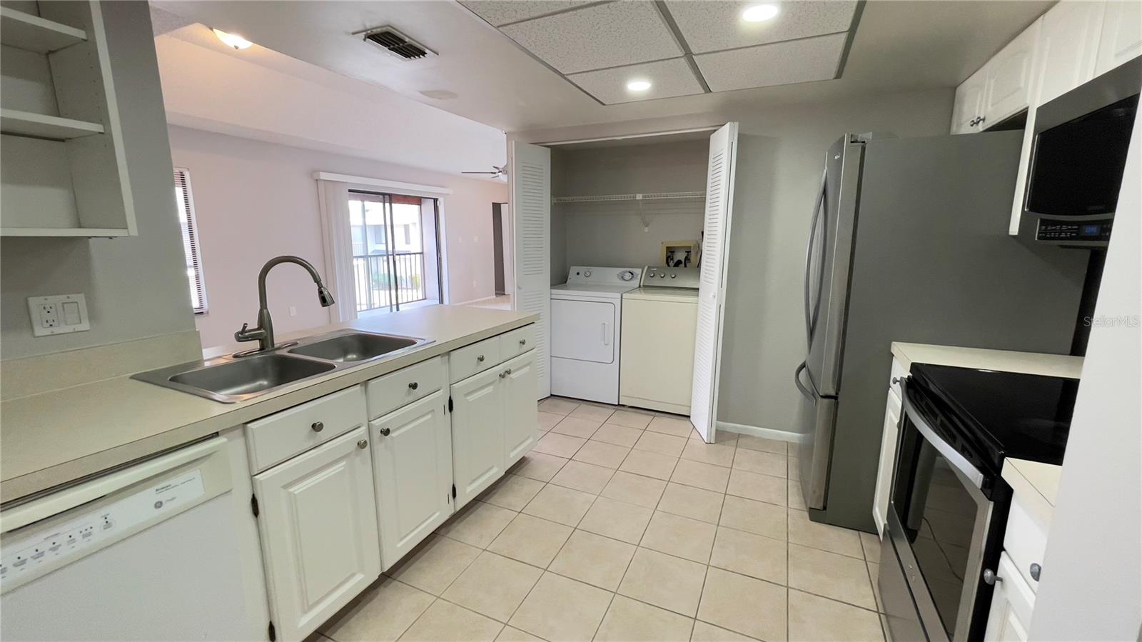 Image 20 of 56 For 0 Pinebark Avenue