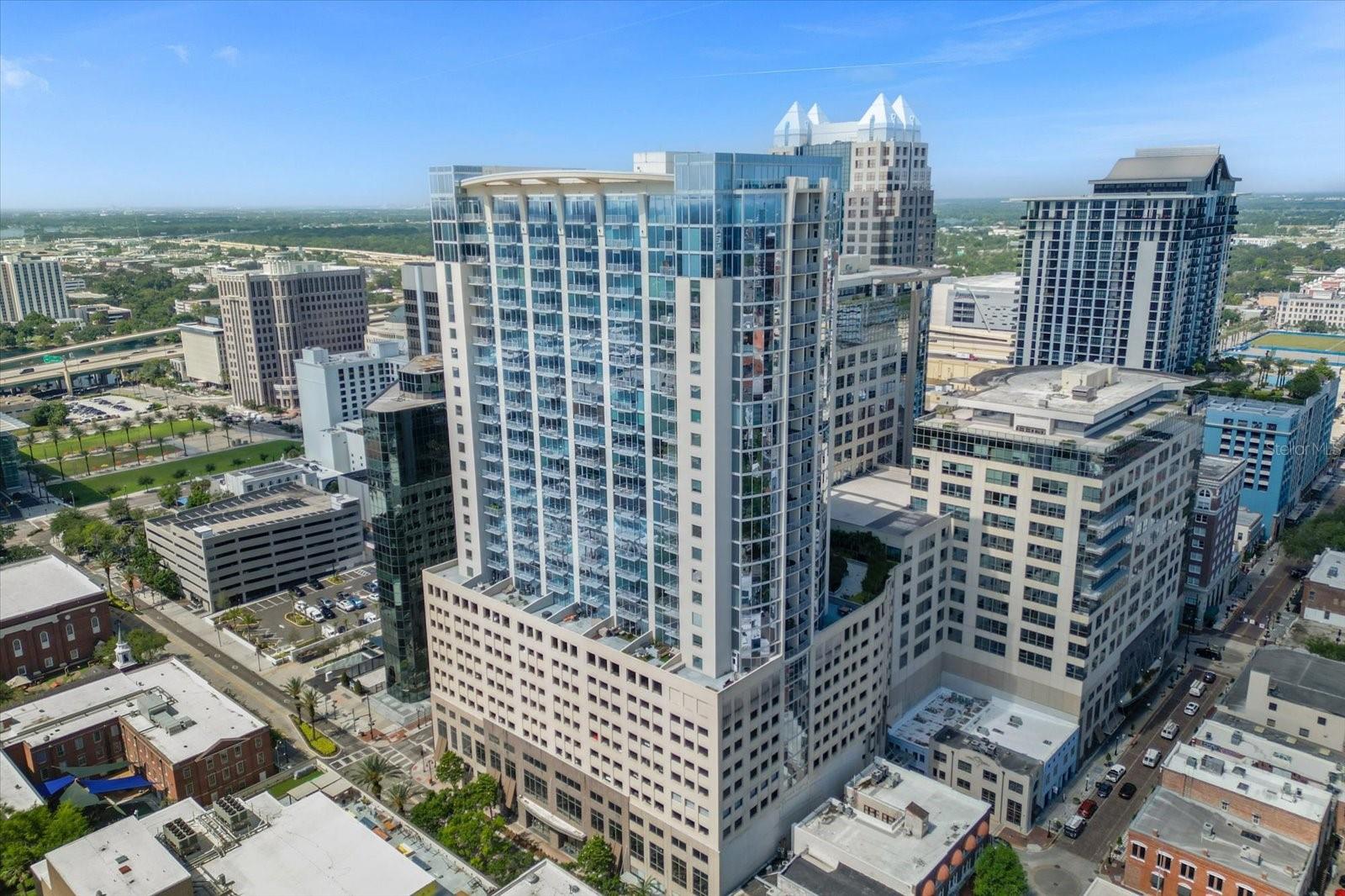 Image 2 of 22 For 155 Court Avenue 1613