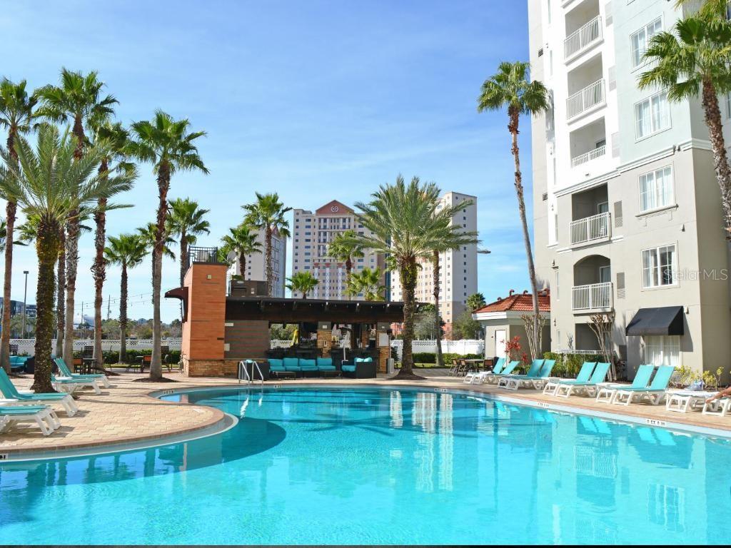 Image 2 of 10 For 7383 Universal Blvd  208