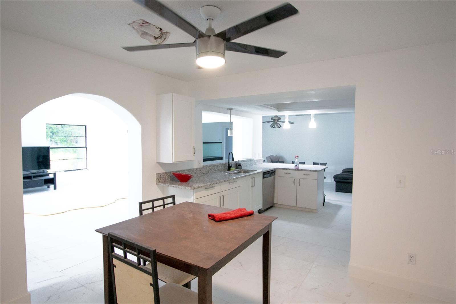 Image 5 of 14 For 2758 Sandwell Drive