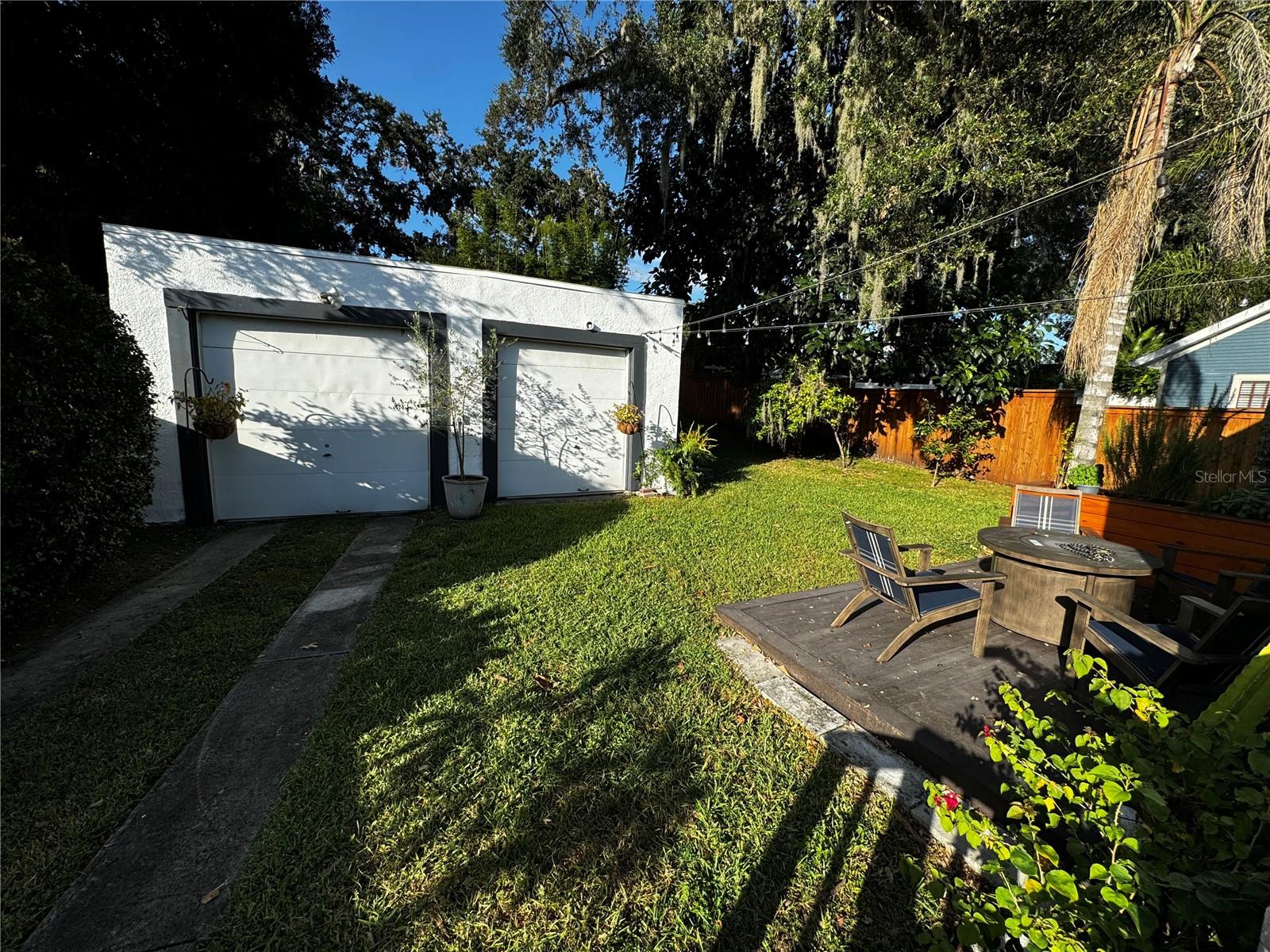 Image 21 of 22 For 1819 Central Boulevard