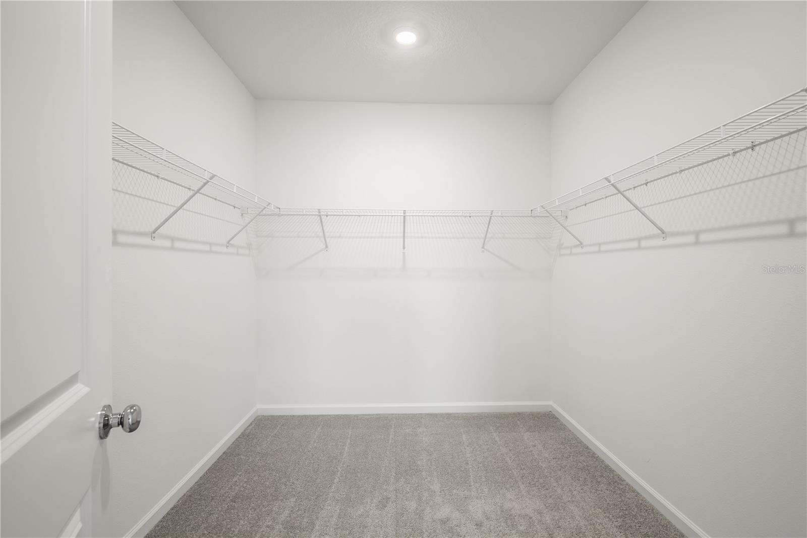 Image 14 of 27 For 2656 Skyline Loop