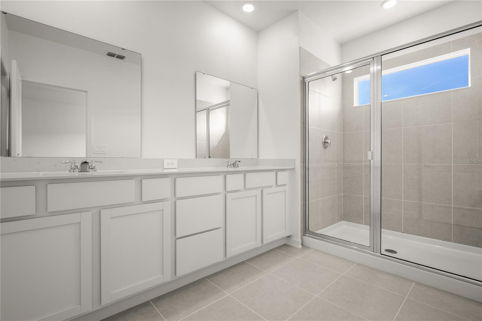 Image 15 of 27 For 2656 Skyline Loop