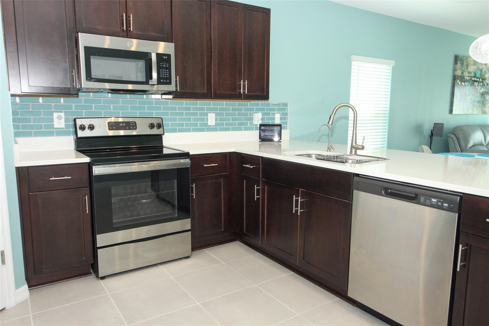 Image 17 of 45 For 404 Citrine Loop