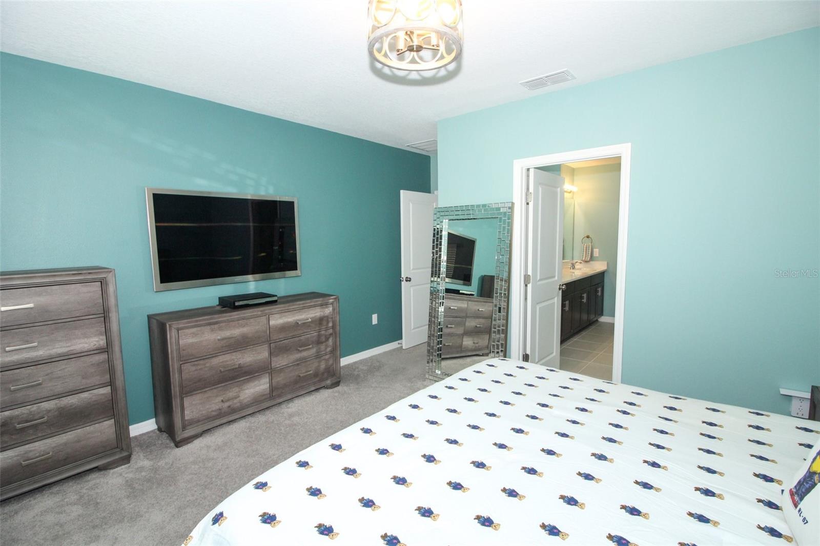 Image 19 of 45 For 404 Citrine Loop