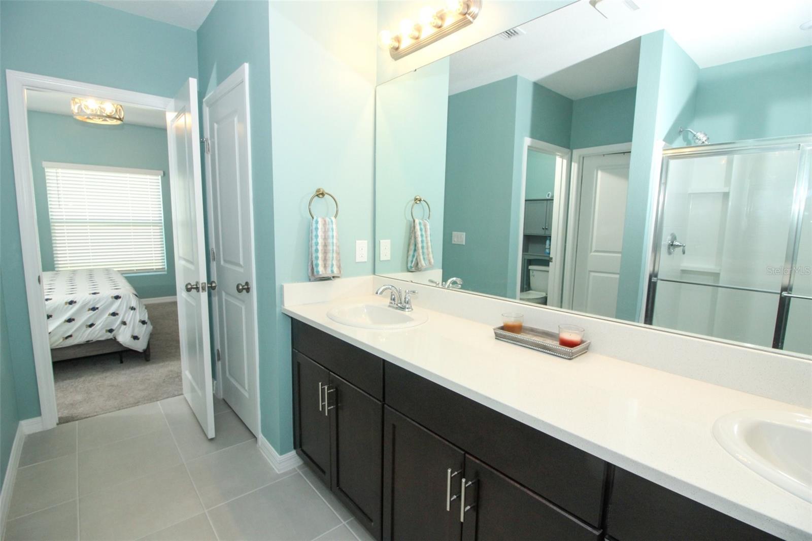 Image 21 of 45 For 404 Citrine Loop